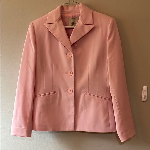 Anne Klein Pink Blazer Tailored Suit Jacket Size 2P NWOT - Picture 1 of 9
